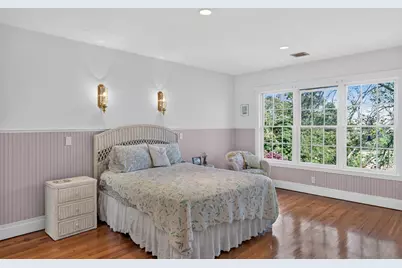 4 Garrett Way, Edgartown, MA 02539 - Photo 32