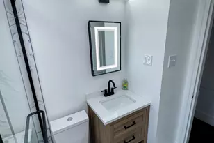 14 Grew Hill Rd, Boston, MA 02131 - Photo 10