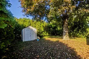 20 Meadow Ave, Agawam, MA 01001 - Photo 18