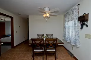 20 Meadow Ave, Agawam, MA 01001 - Photo 6