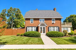 170 Shefford St, Springfield, MA 01107 - Photo 1