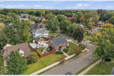 170 Shefford St, Springfield, MA 01107 - Photo 30