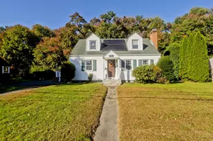 119 Florida Dr, Agawam, MA 01001 - Photo 1