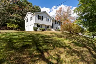 8 Carriage Dr, Acton, MA 01720 - Photo 2
