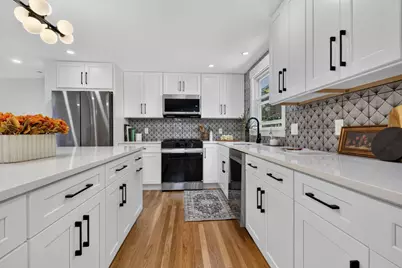 8 Carriage Drive, Acton, MA 01720 - Photo 12