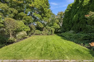 4 Washington Square, Marblehead, MA 01945 - Photo 8