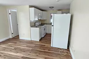 56 Adams St, Taunton, MA 02780 - Photo 4