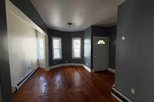 10 Westcott St, Boston, MA 02124 - Photo 8