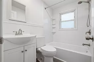 25 Lynn St, Peabody, MA 01960 - Photo 14