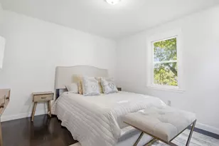 27 Lynn St, Peabody, MA 01960 - Photo 14