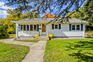 10 Taylor St, South Hadley, MA 01075 - Photo 1