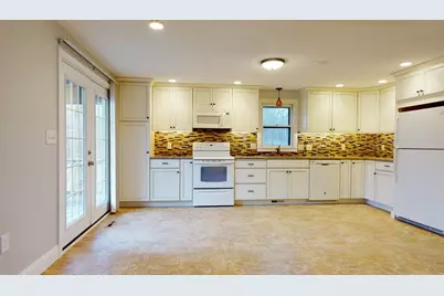 414 Bay Rd, Belchertown, MA 01007 - Photo 2