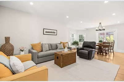 15 Lloyd Street, Winchester, MA 01890 - Photo 10