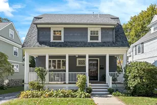 15 Lloyd St, Winchester, MA 01890 - Photo 2