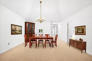 16 Bentwood Dr, Sturbridge, MA 01566 - Photo 8