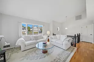 30 Mammola Way, Medford, MA 02155 - Photo 8