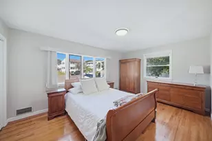30 Mammola Way, Medford, MA 02155 - Photo 18