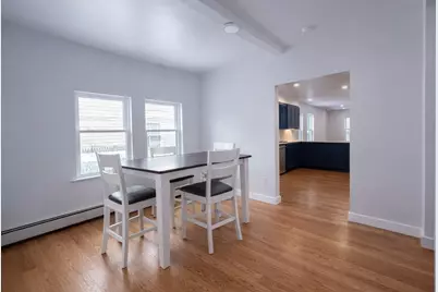 29 Catherine St #1, Boston, MA 02131 - Photo 4