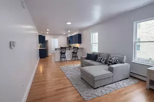 29 Catherine St, Boston, MA 02131 - Photo 1