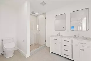 153 Edgewater Dr, Quincy, MA 02179 - Photo 32