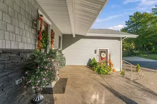 685C Curtis Corner, South Kingstown, RI 02879 - Photo 4