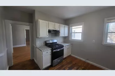 186 Pine Street #186, Lowell, MA 01851 - Photo 4