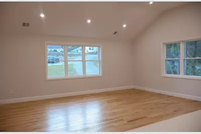 190 Southbridge Rd, Dudley, MA 01571 - Photo 6