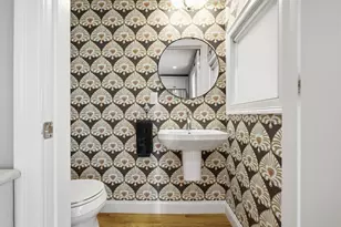 126 Elm St, Boston, MA 02129 - Photo 12