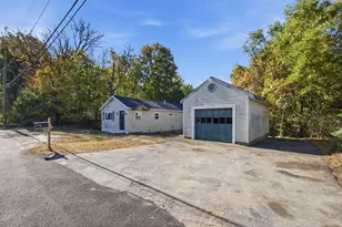 20 Mills Dr, Dracut, MA 01826 - Photo 2