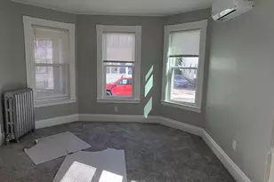 98 Avon St, Lowell, MA 01854 - Photo 8