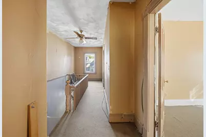 56 Read St, Lowell, MA 01850 - Photo 20