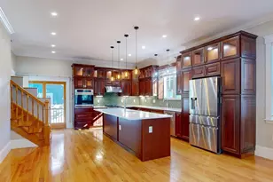 169 Sumner St, Quincy, MA 02169 - Photo 4