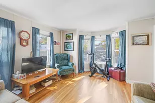 21 Williams St, Ware, MA 01082 - Photo 10