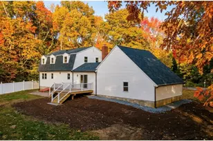 258 Poquanticut Ave, Easton, MA 02356 - Photo 4