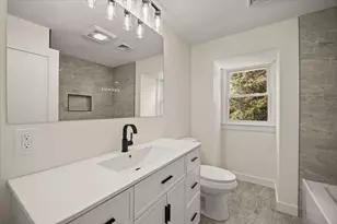 258 Poquanticut Ave, Easton, MA 02356 - Photo 26