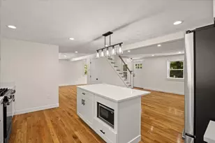 258 Poquanticut Ave, Easton, MA 02356 - Photo 10