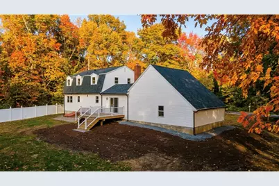 258 Poquanticut Ave, Easton, MA 02356 - Photo 2