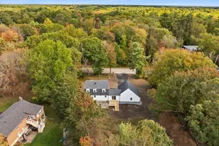 258 Poquanticut Ave, Easton, MA 02356 - Photo 34