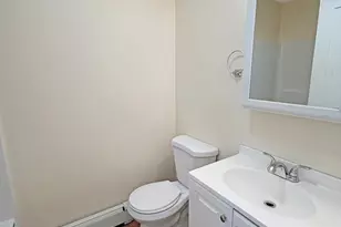 77 Chestnut St, Lynn, MA 01902 - Photo 8