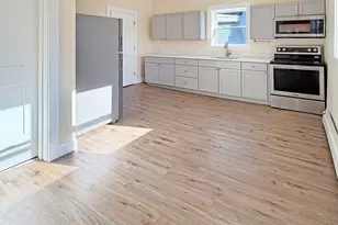 77 Chestnut St, Lynn, MA 01902 - Photo 2