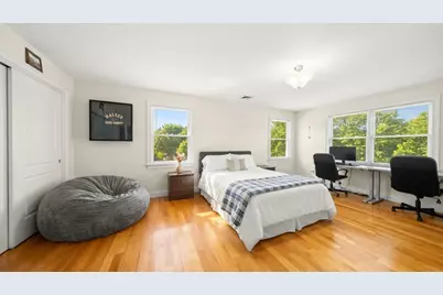 33 Woodland Ave, Saugus, MA 01906 - Photo 14