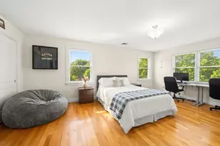 33 Woodland Ave, Saugus, MA 01906 - Photo 14