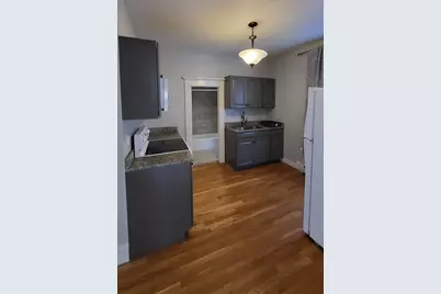 48 Riverside Street #2F, Lowell, MA 01854 - Photo 4