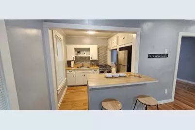 106 Walnut St #2, Clinton, MA 01510 - Photo 4