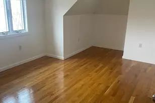 5 Myrtle St, Saugus, MA 01906 - Photo 8
