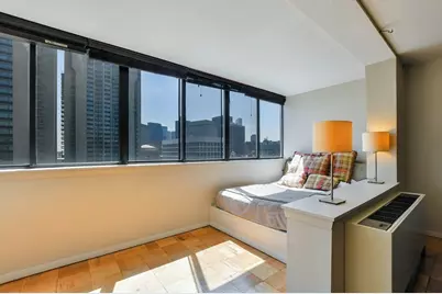 2 Hawthorne Pl #14L, Boston, MA 02114 - Photo 4