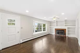 9 Eclipse Ave, Chelmsford, MA 01824 - Photo 16