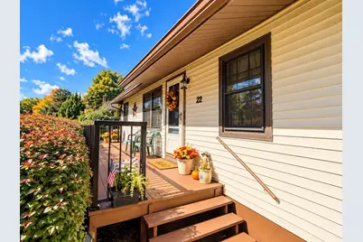 22 Loring St, Auburn, MA 01501 - Photo 6