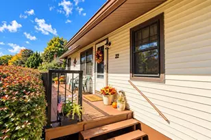 22 Loring St, Auburn, MA 01501 - Photo 6