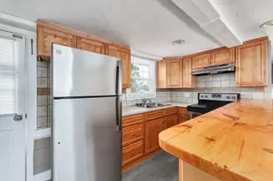 27 Holten St, Danvers, MA 01923 - Photo 6